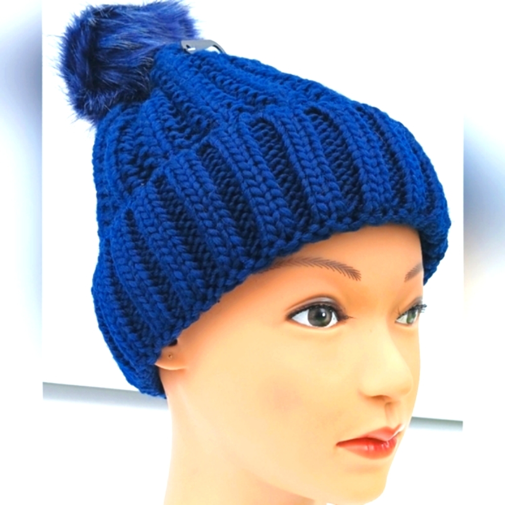 RICH GIRL GLAMOROUS - Winter Hat